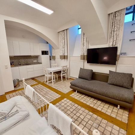 Modern Studios Near City Center Wien Eksteriør billede