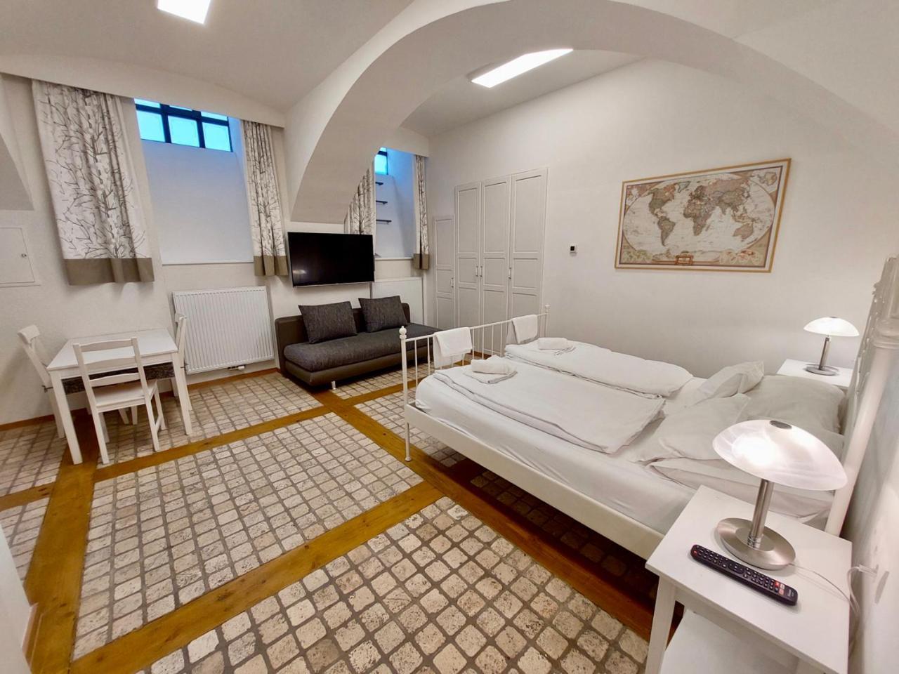 Modern Studios Near City Center Wien Eksteriør billede